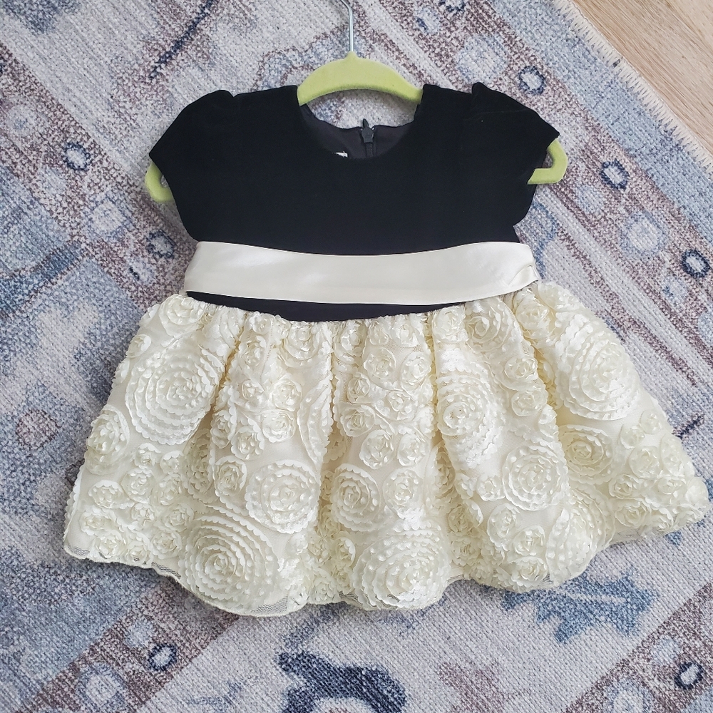 American Princess Baby Girls Black Velvet and Cream Formal Dress sz6m